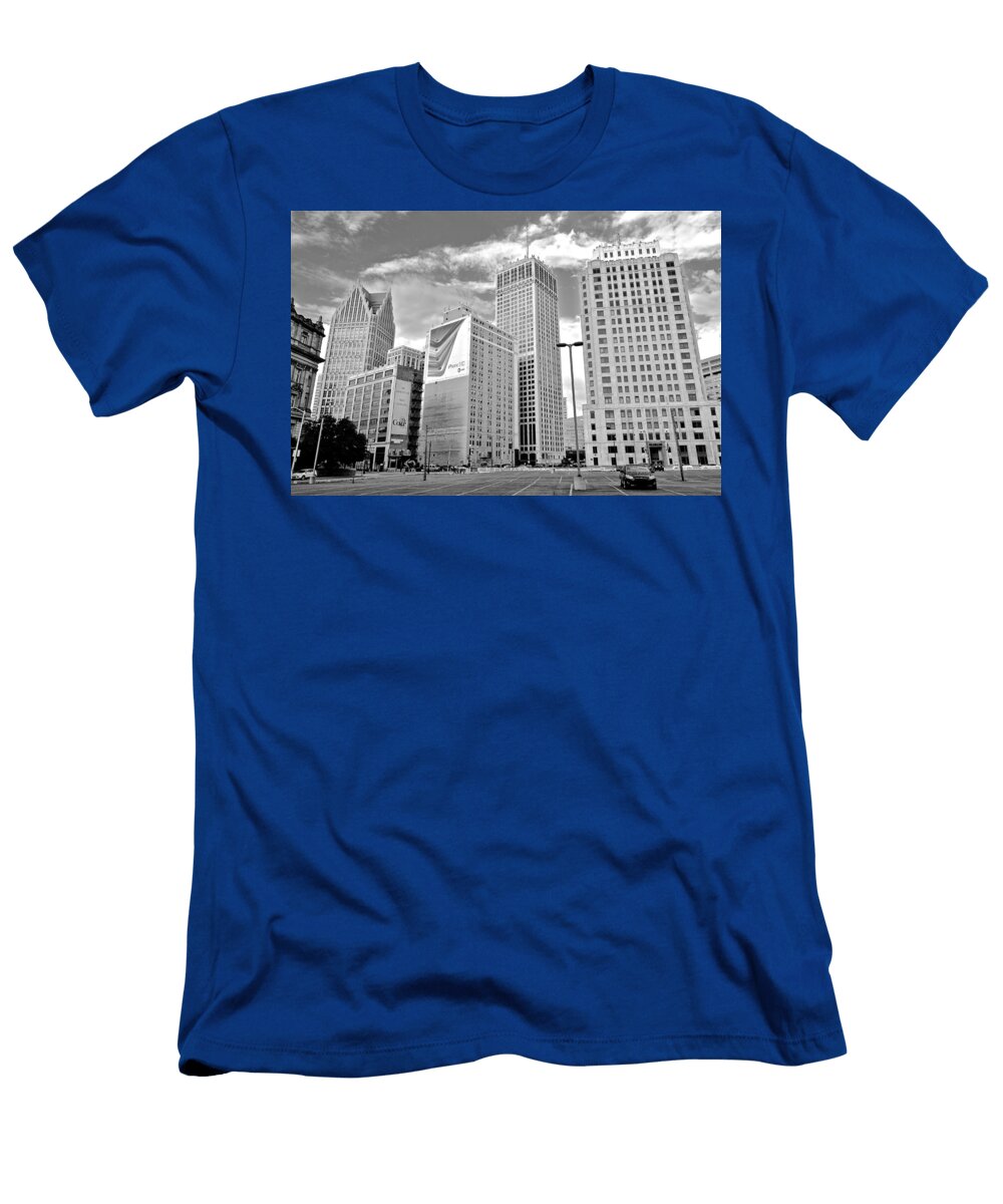 Detroit Black and White Frozen in Time Fine Art Photography T-Shirt